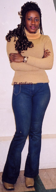 Date this gorgeous France girl Claire from Paris N3477