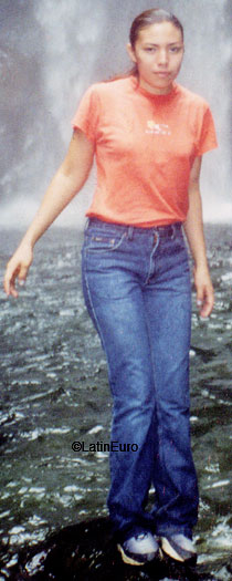 Date this gorgeous Honduras girl Marisol from  N3502