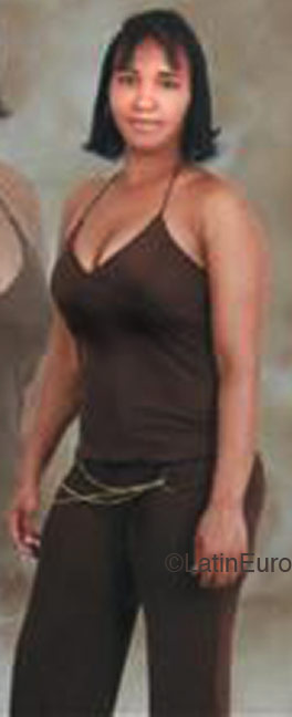 Date this gorgeous Dominican Republic girl Anny from Nagua N351