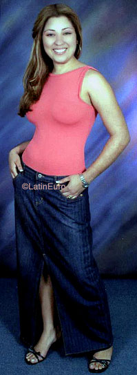 Date this delightful Dominican Republic girl Alliana from San Francisco De Macoris  N302