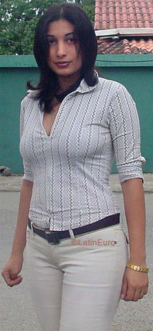 Date this sensual Honduras girl Dania from San Pedro Sula N3565