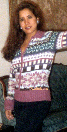 Date this nice looking Peru girl Ursula from Lima N3575