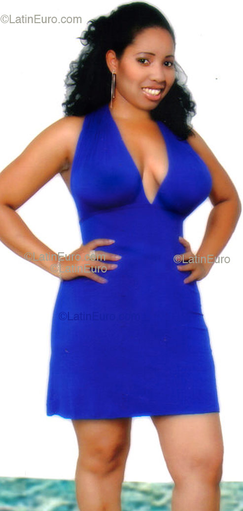Date this lovely Dominican Republic girl Jasmil from Santiag N51