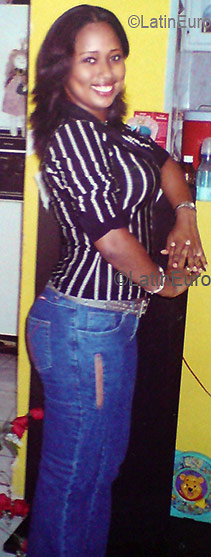 Date this fun Dominican Republic girl Eugenia from Santo Domingo N675