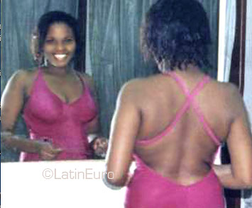 Date this fun Dominican Republic girl Elaine from Santo Domingo N901