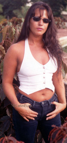 Date this pretty Brazil girl Marta from RIO VERDE B8365