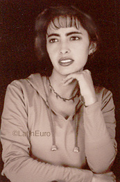 Date this voluptuous Colombia girl Eliana from Bogota C104