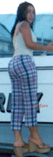 Date this stunning Dominican Republic girl Florisol from  N3846