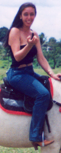 Date this pretty Brazil girl Elaine from GUARULHOS B9963