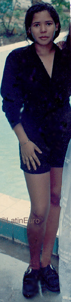 Date this beautiful Brazil girl Lidiane from GUADALUPE B9927