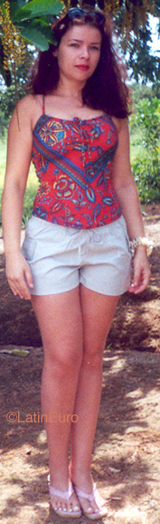 Date this happy Brazil girl Semone from GOIANIA B9960