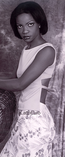 Date this athletic Brazil girl Sonia from CONTAGEM B9957