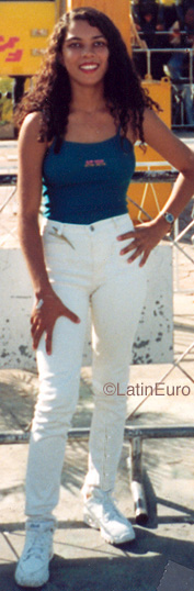 Date this happy Brazil girl Soraia from BARRA B9917