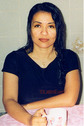 Date this hard body Brazil girl Vania from PIRASSUNUNGA B9959