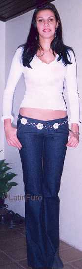 Date this attractive Brazil girl Daniella from AGRONOMICA B9824