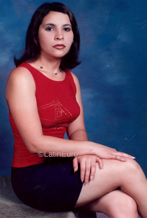 Date this delightful Honduras girl Karen from San Pedro Sula N3777