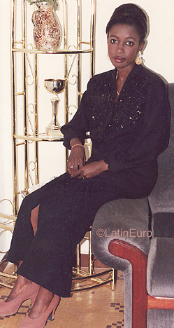 Date this delightful Any Country girl Ramatoulaye from Dakar N3789