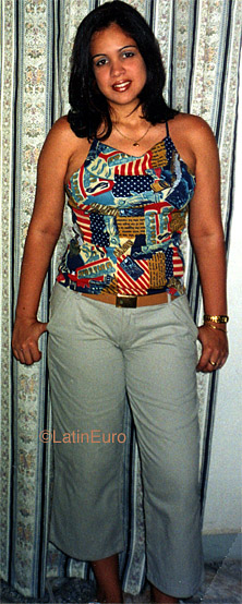 Date this happy Brazil girl Ana from NOVA IGUACU B9699