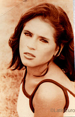 Date this fun Brazil girl Argemira from SAPUCAI B9547