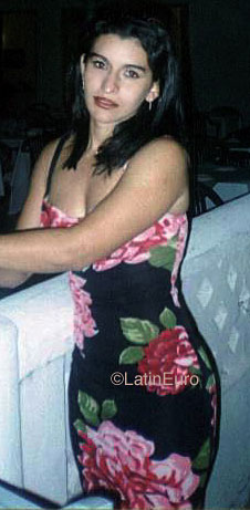 Date this attractive Brazil girl Fatima from MONTE CASTELO B9474