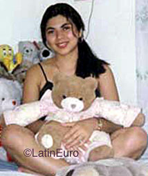 Date this hot Honduras girl Karen from  N3725