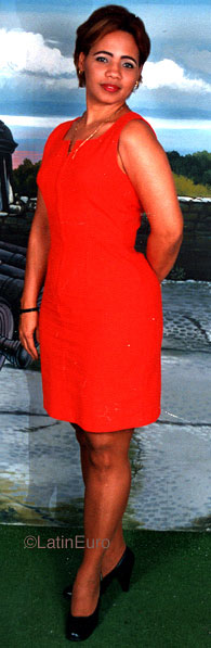 Date this hot Panama girl Leyda from  N3714