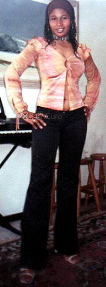 Date this hard body Brazil girl Rosemeire from  B9364