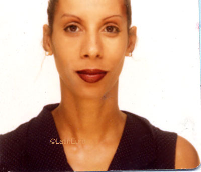 Date this beautiful Brazil girl Adriana from SAO PAULO B9072