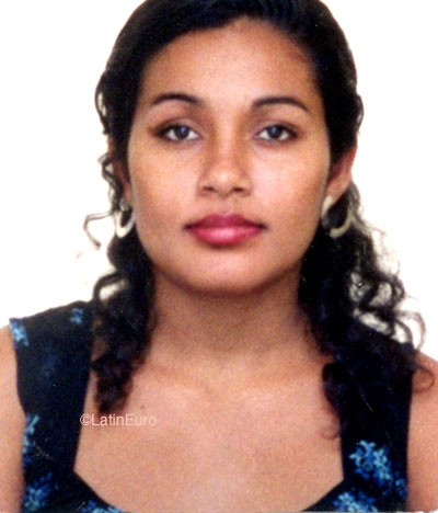 Date this georgeous Brazil girl Rijane from JABOATAO B9041