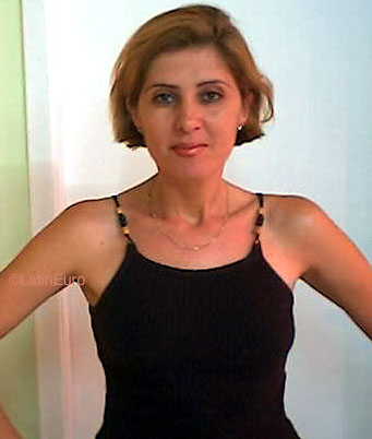 Date this cute Brazil girl Rosangela from SALVADOR B9031