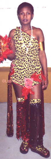 Date this happy Brazil girl Ascania from  B9006