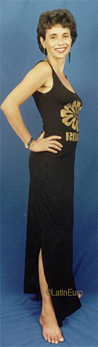 Date this voluptuous Brazil girl Celia from  B8958