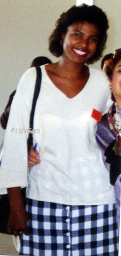 Date this funny Brazil girl Maria from BETIM B8952