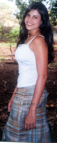 Date this charming Brazil girl Clecia from CATARINA B8853