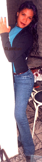 Date this attractive Brazil girl Luciana from Fortaleza B8916