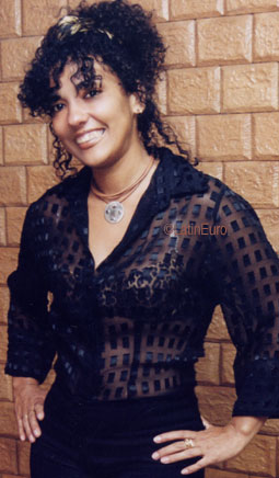 Date this hard body Brazil girl Neide from RIO DE JANEIRO B8870