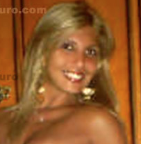 Date this sensual Brazil girl Cintia from Niteroi B120