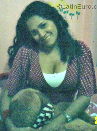 Date this fun Colombia girl Maphy from Bogota CO104