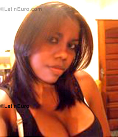 Date this lovely Brazil girl Lilia from Sao Paulo BR175