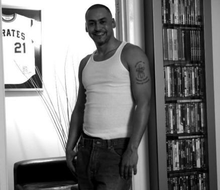 Date this passionate United States man Abdiel from Arlington US184