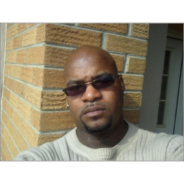 Date this hot United States man James from Alcoa US531