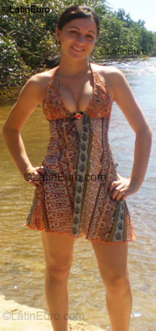 Date this delightful Brazil girl Flavia from Balsas BR338