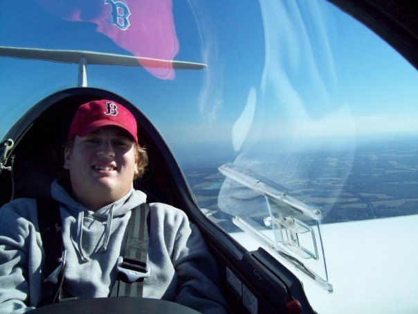 Date this happy United States man Nik from Winter Haven US895