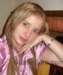 Date this stunning Colombia girl Yasmin from Palmira CO300