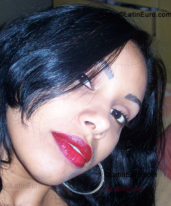 Date this exotic Brazil girl Rafaela from Volta Redonda BR461