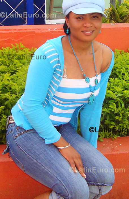 Date this young Dominican Republic girl Rosa Iris from Santo Domingo DO350