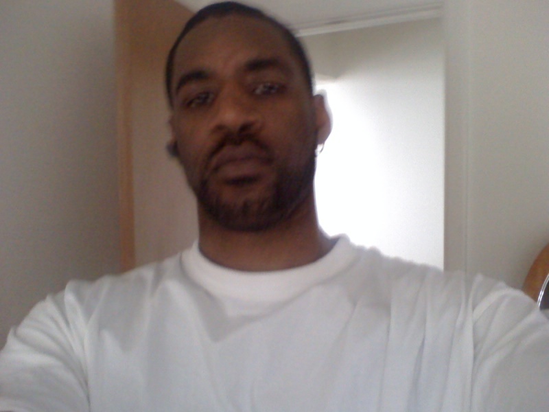 Date this tall United States man US1110 from Toledo US1110