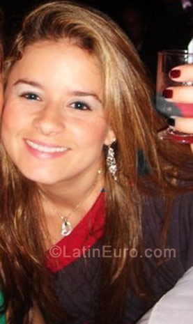 Date this charming Brazil girl Janaina from Niteroi BR505