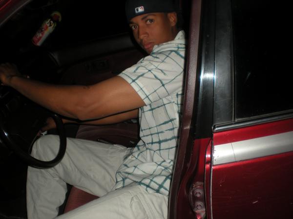 Date this exotic United States man Elmaster from Dominican Republic US1114