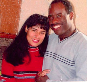 Date this happy Brazil girl Congratula from  BR514